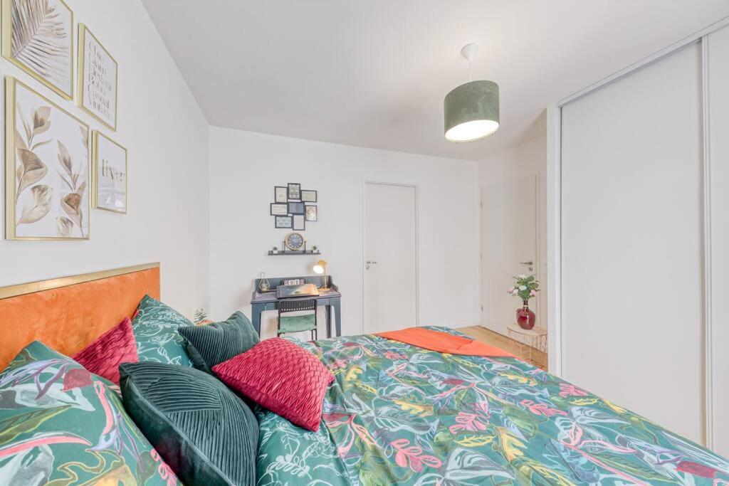Easy Paris Visit Metro & Parking Apartment Saint-Ouen  Exterior photo